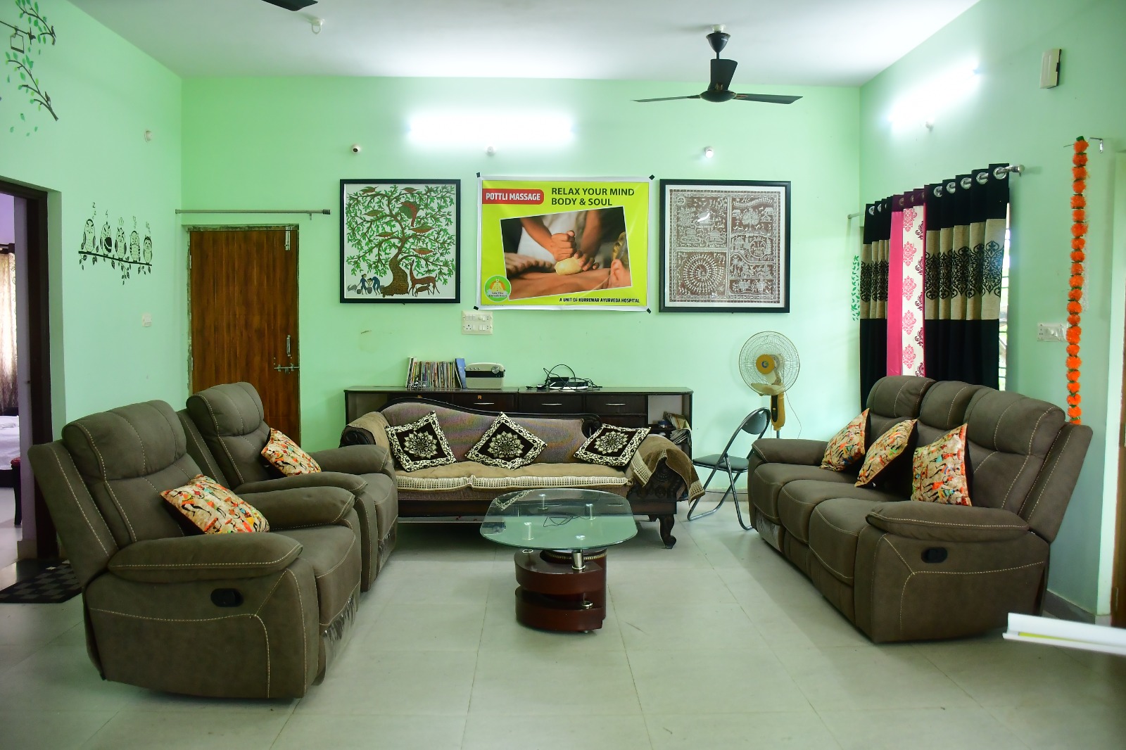 Patient Waiting Lounge